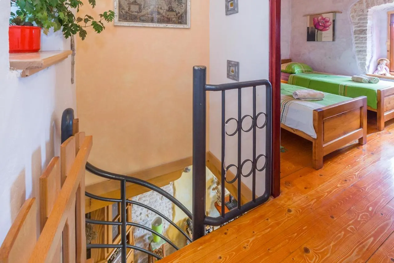 Beautiful Villa Loreta With Private Pool Near Pula And Rovinj Cabrunici